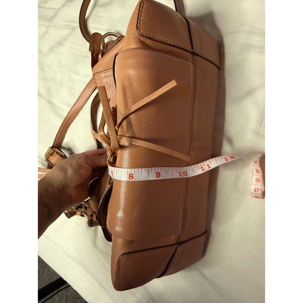 See By Chloe versatility caramel multiple